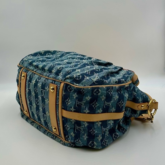 Louis Vuitton Denim Raye Cabas Bandouliere Keepall GM - Picture 3 of 16